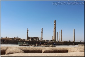 Колонны старинного Персеполиса