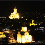 Вид на ночной Тбилиси