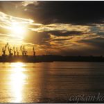 Порт в городе Баку на рассвете. Азербайджан.