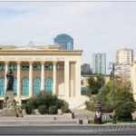 Драмтеатр в Баку. Азербайджан