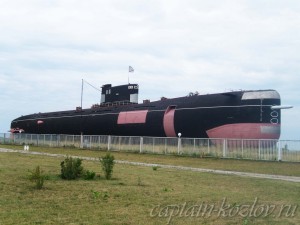 Дизельная подводная лодка в Техническом музее Тольятти.