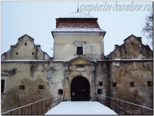 Ворота Свиржского замка