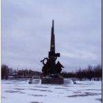 Памятник красноармейцам в Луганске