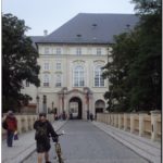 Путь к резиденции президента Чехии