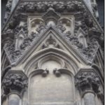 Резной фасад собора Святого Вита в Праге