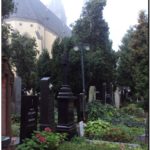 Могила на Вышеградском кладбище в Праге