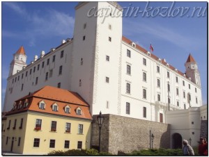 Замок. Братислава. Словакия.