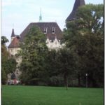 Замок Вайдахуняд в парке Варошлигет. Будапешт