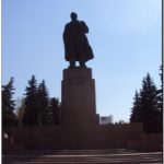 Ленин осматривает свою площадь в Челябинске