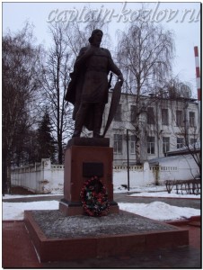 Памятник Александру Невскому в городе Владимире