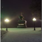Памятник князю Владимиру во Владимире вечером