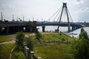 Мост через реку Шексну в городе Череповце