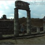 Древние колонны в Пантикапее. Керчь. АР Крым, 2012й год