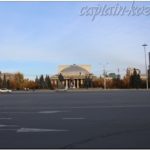 Площадь Ленина и театр Оперы и балета. Город Новосибирск, 2013й год