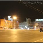 Пересечение Красного проспекта и Вокзальной магистрали вечером. Город Новосибирск, 2013й год