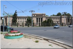 Президентский дворец. Душанбе. Таджикистан. Средняя Азия