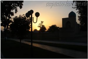 Самарканд. Восход солнца. Узбекистан